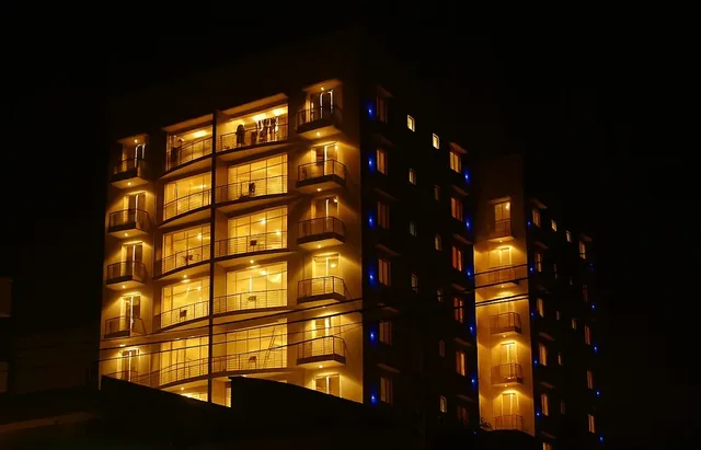 Wimbledon Court, Hill Street, Dehiwala