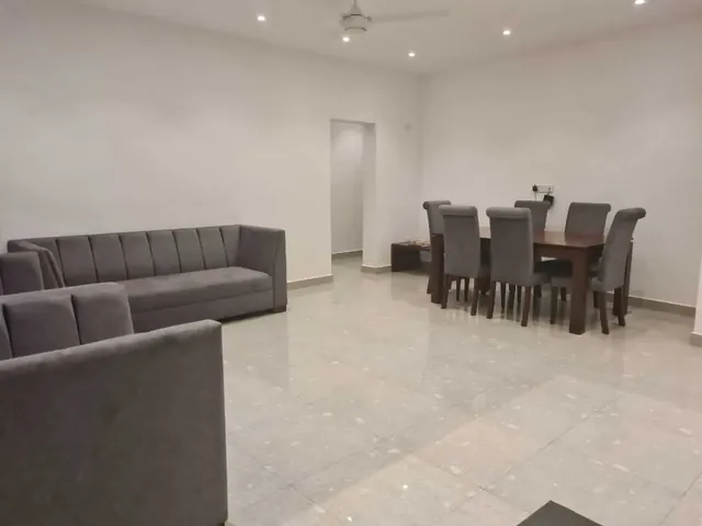 Open-plan living and dining, Completed apartment